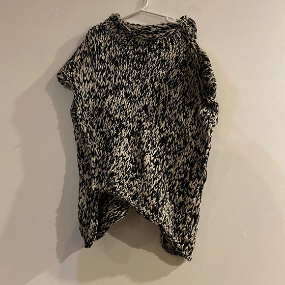 F21 knit sweater - Picture 1 of 4